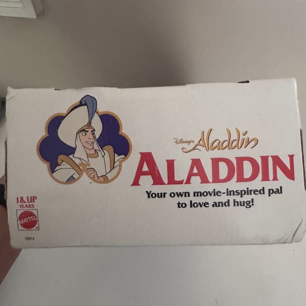 Vintage Disney Aladdin Plush Doll by Mattel Movie Inspired Pal New in Box 10914 - Picture 7 of 9